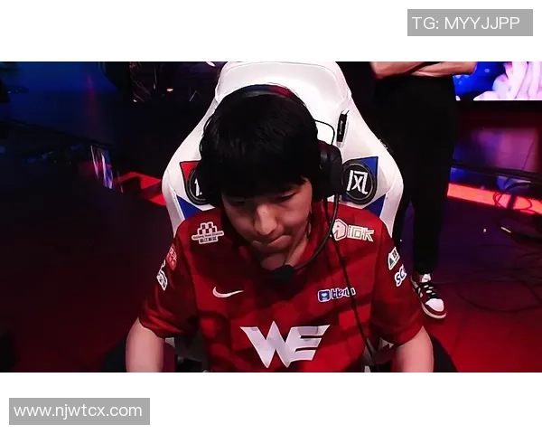 FPX战队在DOTA2比赛中的防守反击策略分析与成败得失