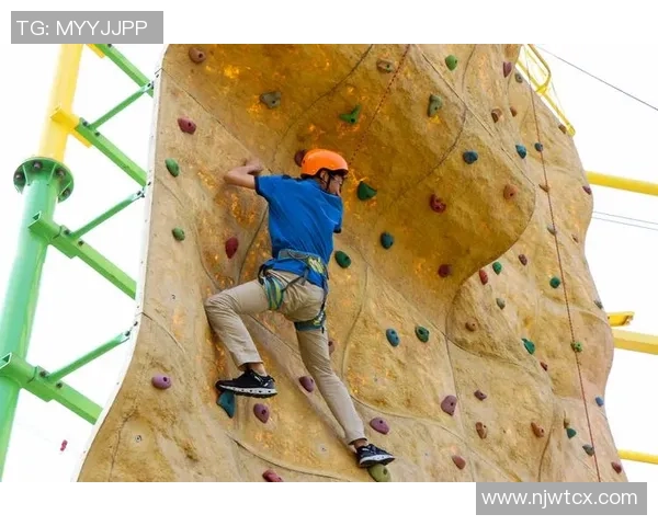 深圳攀岩队的意识探讨与发展：攀岩运动的精神与团队文化分析